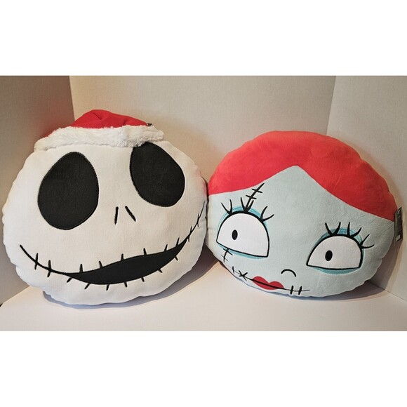 NWT Nightmare Before Christmas Jack And Sally Disney Pillows Santa Hat Jack - Picture 2 of 4
